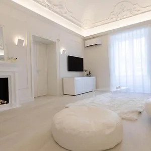 Anais Luxury - Centro Catane
